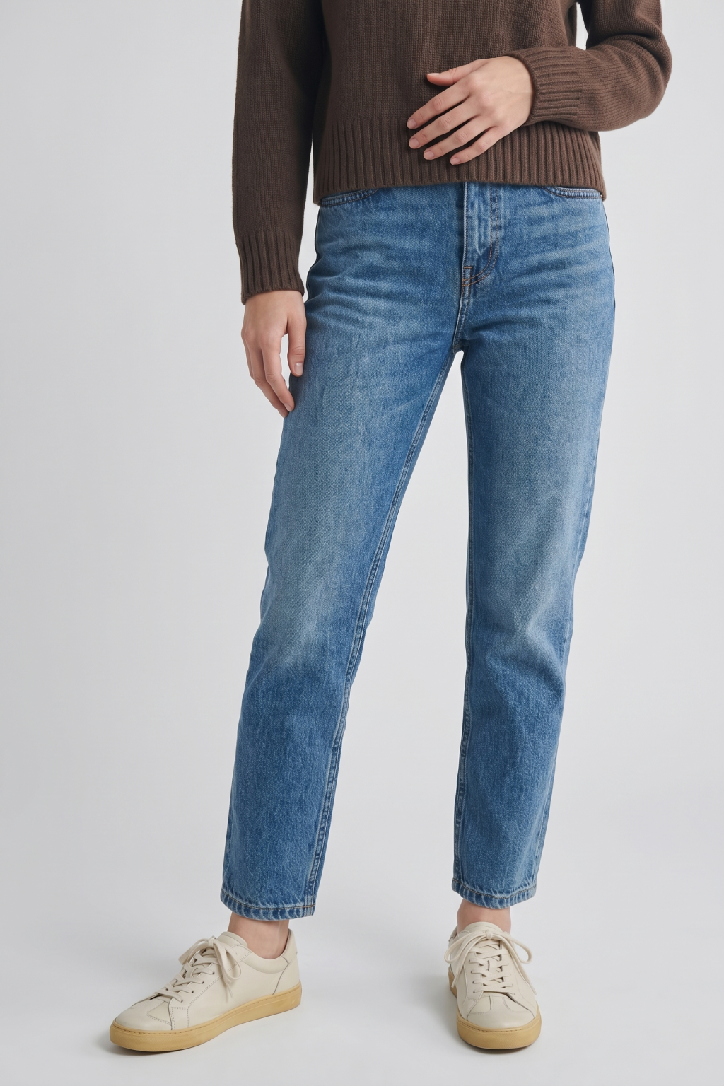 Retro High-Waist Slim Straight Jeans