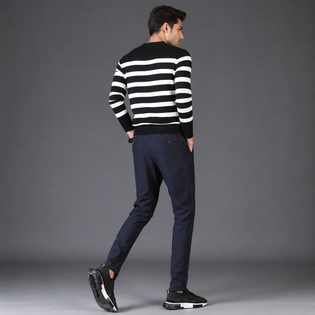 Knitted Tapered Sweat Pants